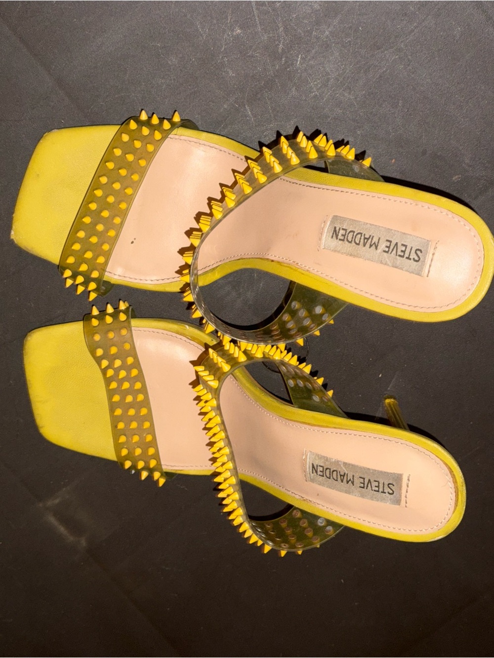 Steve Madden "Lunna" Yellow Spiked Mule Heels Sz 10M